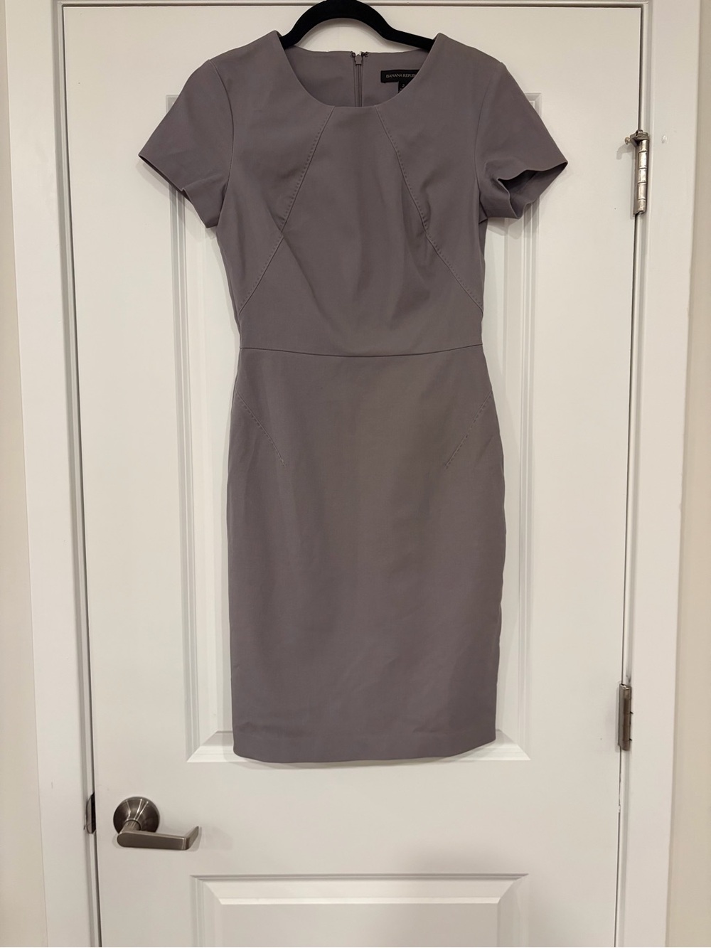 Banana Republic Gray Short-Sleeve Sheath Dress